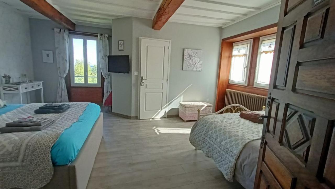 Chambres D'Hotes La Dame Fines Puybegon Exteriör bild